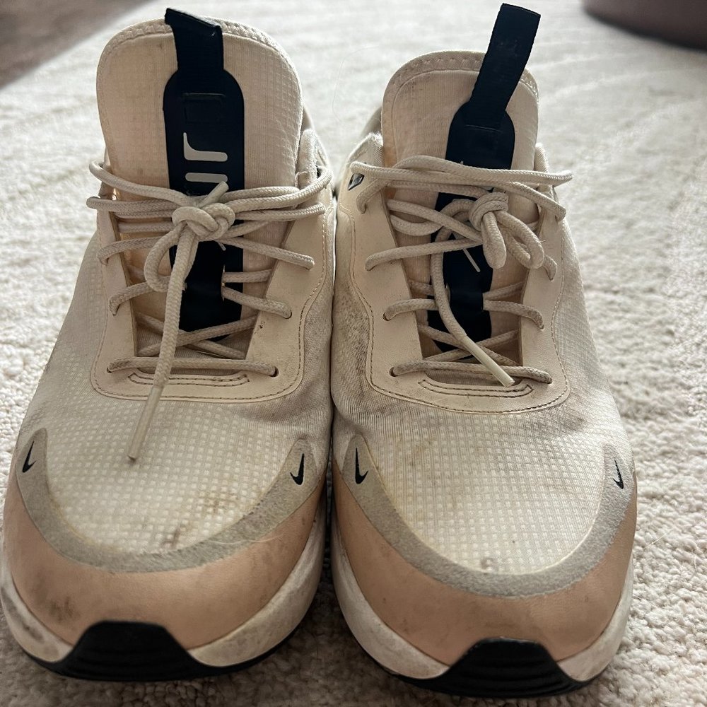 Nike Air Max Size 8